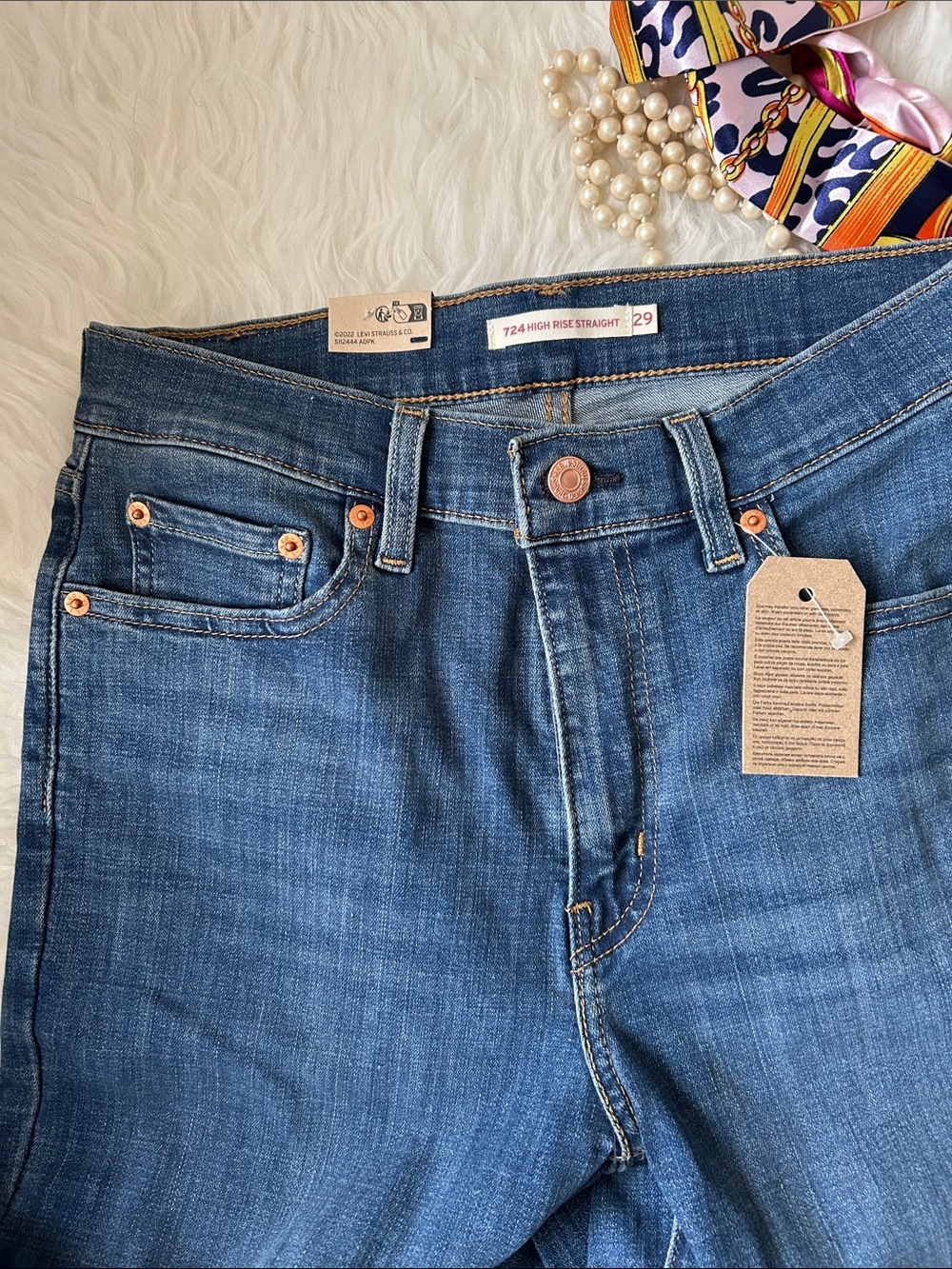 NET • Levi's 724 High Rise Slim Straight Jeans - Medium Blue - Picture 7 of 13